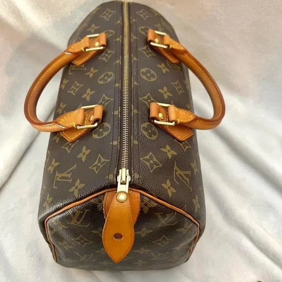 LV Speedy Monogram 30 - Picture 6 of 10